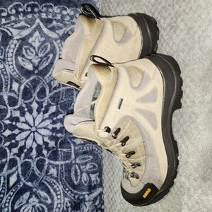Ladies Asolo Goretex Hiking Boots Size 8